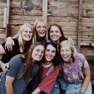 Meet your Posher, Grace